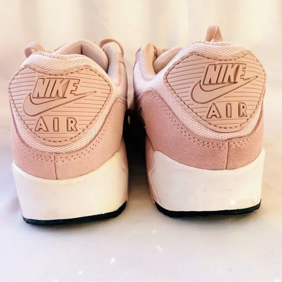 Nike Air Max 90 Barely Rose/Summit White Women’s Size 10.5 - Picture 3 of 7